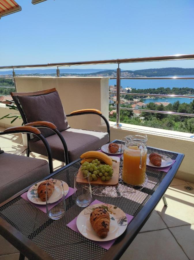 Apartment Zunabovic Trogir Exterior photo
